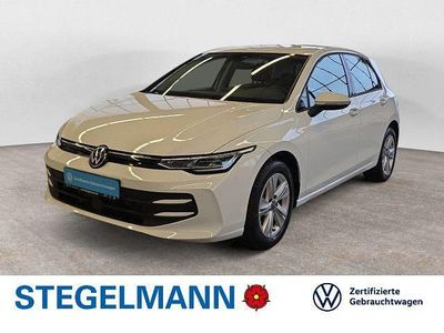 Gebraucht VW Golf VIII Life 116 PS (85 kW) 2025 Weiß Limousine