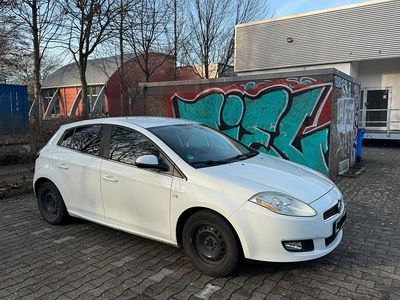 Second-hand Fiat Bravo 120 CP (88 kW) 2010 Alb Hatchback