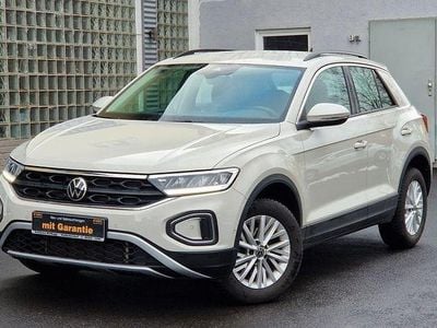 Gebraucht VW T-Roc Life 150 PS (110 kW) 2024 Grau SUV