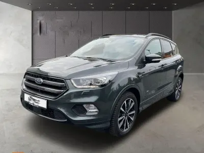 Używany Ford Kuga ST-Line 182 KM (133 kW) 2017 Zielony SUV