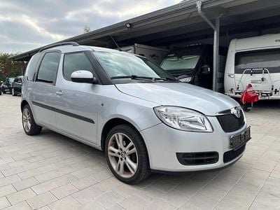 Silber Gebraucht 2008 Skoda Roomster Van / Kleinbus | 3.900 € (Fairer Preis)