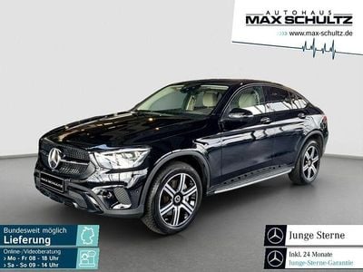 Gebraucht Mercedes GLC300e Night 320 PS (235 kW) 2022 Unilack schwarz Coupé