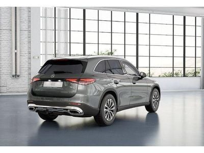Gebraucht Mercedes GLC220 Avantgarde 197 PS (144 kW) 2023 Metalliclack selenitgrau