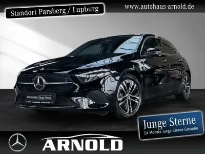 Gebraucht Mercedes A180 Progressive 136 PS (100 kW) 2024 Kosmosschwarz (metallic) Limousine