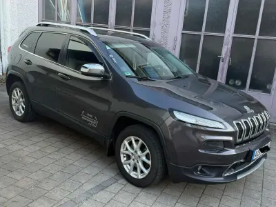 Occasion Jeep Cherokee Limited 170 ch (125 kW) 2014 Gris SUV