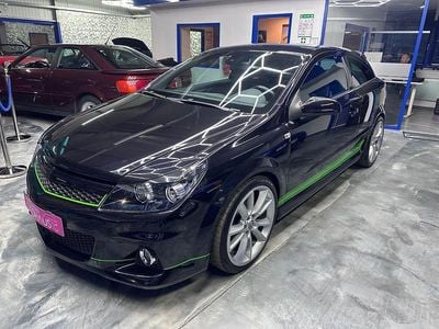 Schwarz Gebraucht 2009 Opel Astra GTC OPC Kombi | 9.290 € (Teuer)