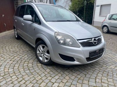 gebraucht Opel Zafira 1.9 CDTi 7 Sitzer Inspektion & TÜV neu 04/2026