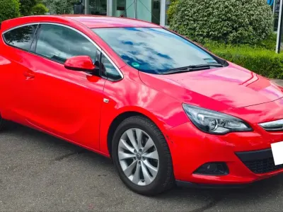 Używany Opel Astra GTC 140 KM (102 kW) 2012 Czerwony Coupe
