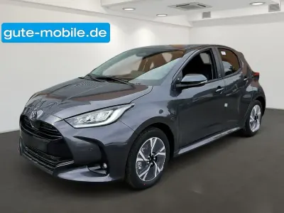 Gebraucht Toyota Yaris Team 116 PS (85 kW) 2024 Grau marlingrau (metallic) Kleinwagen