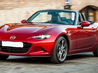 Gebraucht Mazda MX5 Selection 132 PS (97 kW) 2020 Rot Cabrio