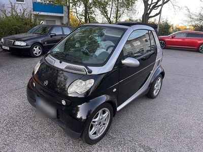 Second-hand Smart ForTwo Cabrio 71 CP (52 kW) 2004 Negru Cabrio