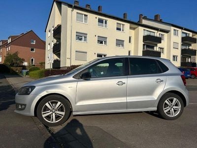 Second-hand VW Polo Black Edition 75 CP (55 kW) 2012 Argintiu Hatchback
