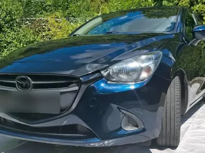 Gebraucht Mazda 2 Exclusive-Line 90 PS (66 kW) 2016 Blau Kleinwagen