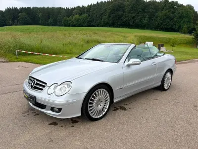 Gebraucht Mercedes CLK350 272 PS (200 kW) 2006 Iridiumsilber Cabrio