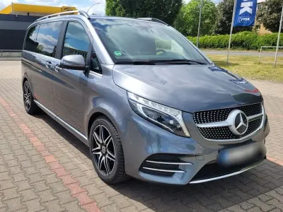 Gebraucht Mercedes V300 AMG 239 PS (175 kW) 2020 Grau Van / Kleinbus