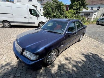 Mercedes C180