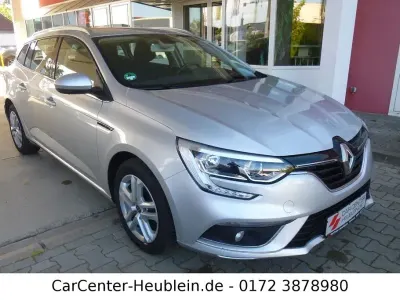 Gebraucht Renault Mégane Experience 101 PS (74 kW) 2016 Silber Limousine