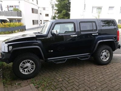 Hummer H3