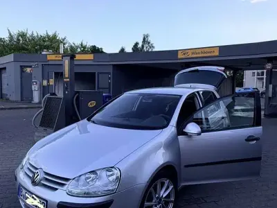 Gebraucht VW Golf IV Trendline 102 PS (75 kW) 2004 Limousine