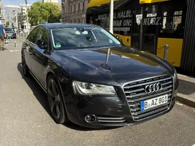 Gebraucht Audi A8 Sport 351 PS (258 kW) 2011 Schwarz Limousine