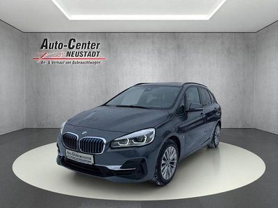 Grau Gebraucht 2018 BMW 225 Active Tourer iPerformance Van / Kleinbus | 18.750 € (Etwas zu teuer)