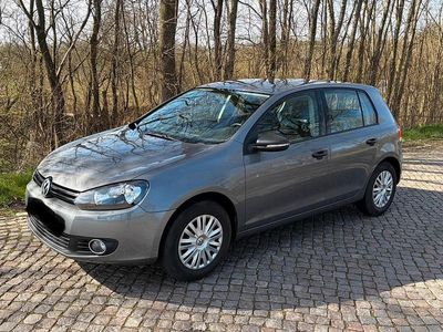 Gebraucht VW Golf VI Trendline 80 PS (58 kW) 2010 Grau Kleinwagen