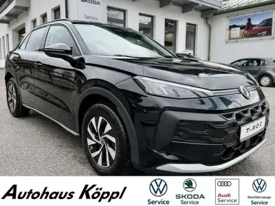 Neu VW T-Roc Life 116 PS (85 kW) 2026 Grenadillschwarz metallic SUV