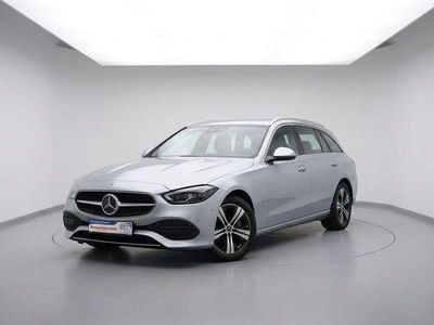 Gebraucht Mercedes C200 Avantgarde 163 PS (119 kW) 2022 Silber Limousine