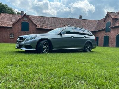 Mercedes E220