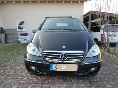 Schwarz Gebraucht 2008 Mercedes A180 Avantgarde Kleinwagen | 4.950 € (Fairer Preis)