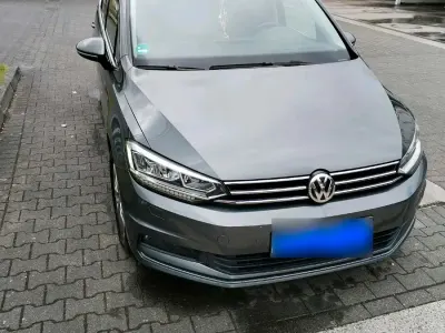 Gebraucht VW Touran 2019 Grau Van / Kleinbus