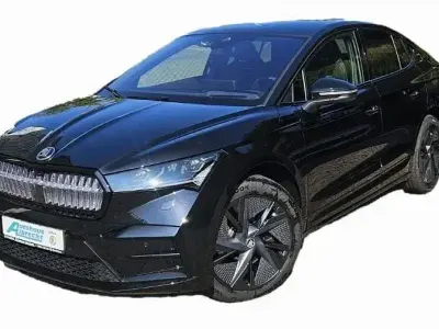 Gebraucht Skoda Enyaq iV Suite 220 kW (300 PS) 2023 Schwarzmagic perleffekt (metallic) SUV