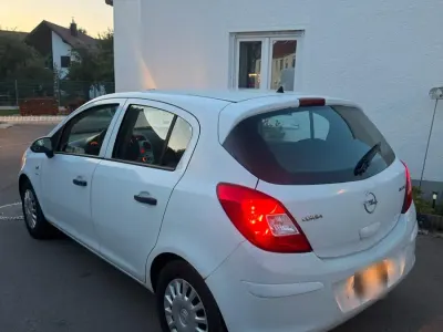 Gebraucht Opel Corsa 60 PS (44 kW) 2008 Weiß Kleinwagen