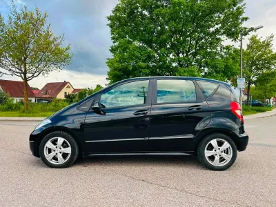 Używany Mercedes A180 Avantgarde 116 KM (85 kW) 2010 Czarny Minivan