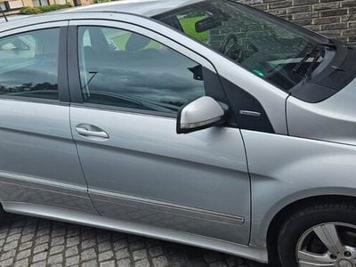 Mercedes B180