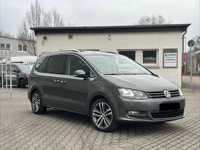 Gebraucht VW Sharan Highline 150 PS (110 kW) 2017 Grau Van / Kleinbus