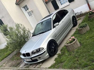 BMW 325