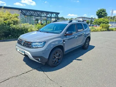 Gebraucht Dacia Duster Extreme 131 PS (96 kW) 2022 Grau SUV
