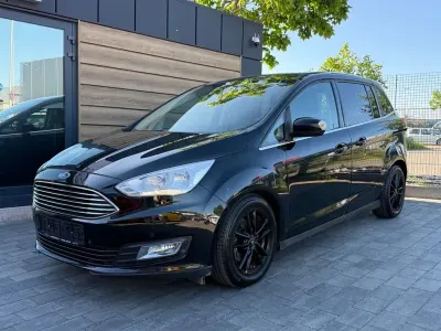 Usata Ford Grand C-Max Titanium 150 CV (110 kW) 2016 Nero Monovolume