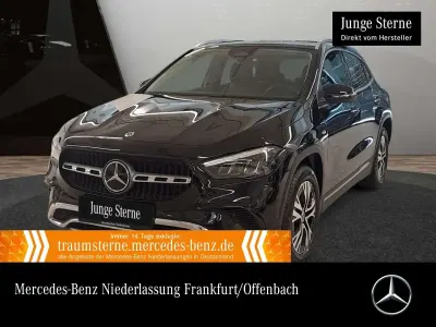 Gebraucht Mercedes GLA250 Progressive 163 PS (119 kW) 2025 Kosmosschwarz SUV