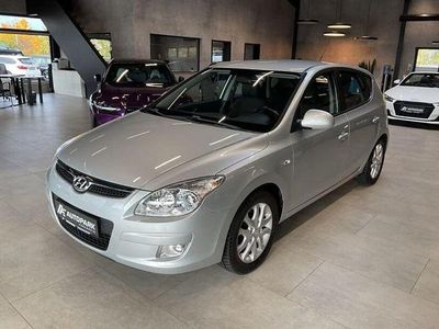 Silber Gebraucht 2008 Hyundai i30 Comfort Limousine | 4.480 € (Fairer Preis)