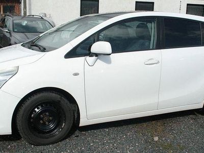 Usata Toyota Verso Edition 147 CV (108 kW) 2011 Bianco Monovolume