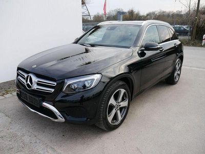Gebraucht Mercedes GLC220 AMG line 170 PS (125 kW) 2018 Obsidian black  metallic paint (metallic) SUV