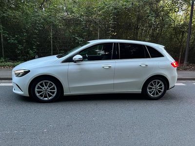 Mercedes B220