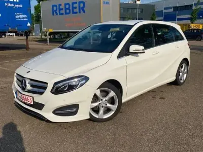 Gebraucht Mercedes B180 Edition 122 PS (89 kW) 2018 Weiß Van / Kleinbus