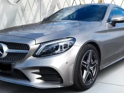 Gebraucht Mercedes C220 AMG 194 PS (142 kW) 2021 Silber Limousine