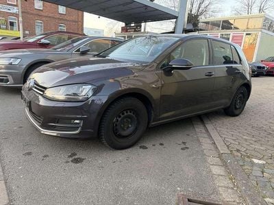 Gebraucht VW Golf VII LOUNGE 110 PS (80 kW) 2015 Kryptongrau metallic Kleinwagen