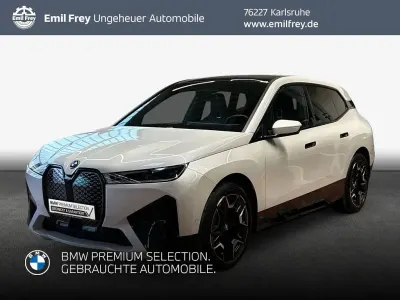 Gebraucht BMW iX Sport Line 239 kW (326 PS) 2024 Weiß SUV