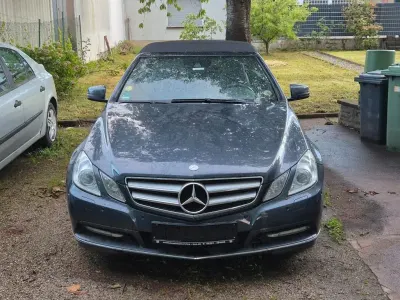 Używany Mercedes E220