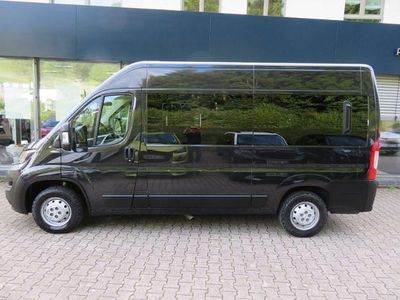 Gebraucht Fiat Ducato 140 PS (102 kW) 2022 Schwarz (metallic) Van